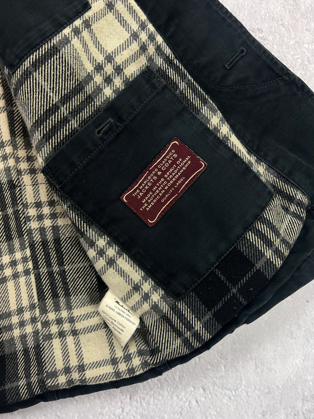 Marlboro Classics Vintage Mantel | M