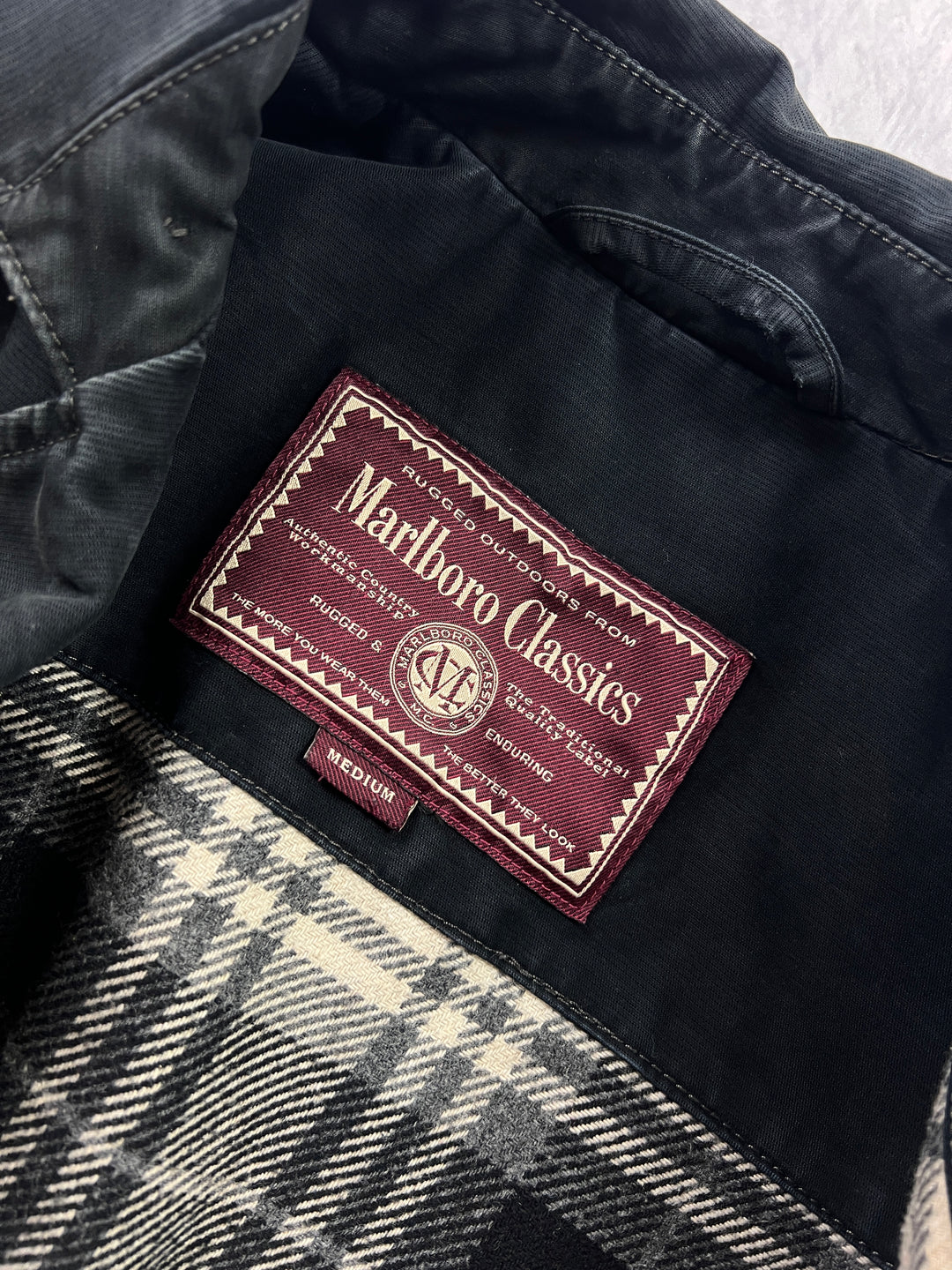 Marlboro Classics Vintage Mantel | M