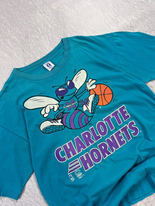 Vintage 90s Charlotte Hornets Single Stitch Shirt | XL